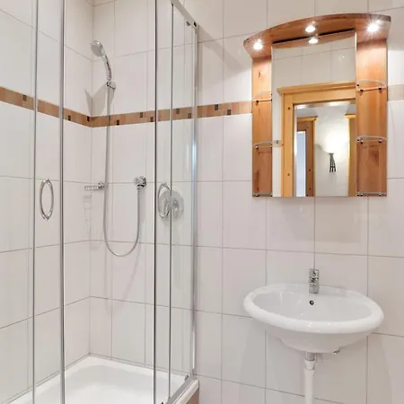 Modern In Salzburg With Sauna, Cleaning Included Apartamento